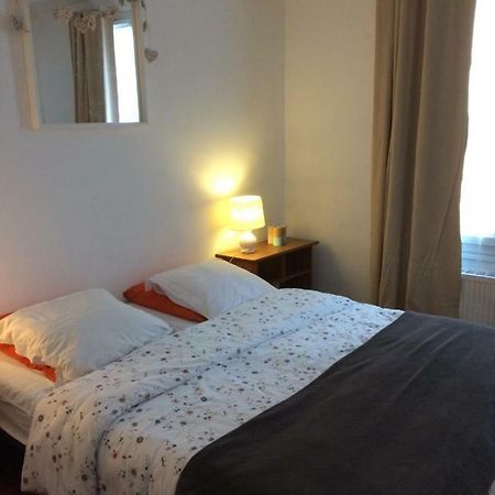 Appartement 4 Personnes Centre Ville Châteauneuf-sur-Loire Exteriör bild