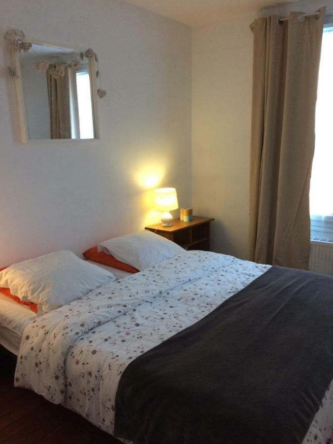 Appartement 4 Personnes Centre Ville Châteauneuf-sur-Loire Exteriör bild